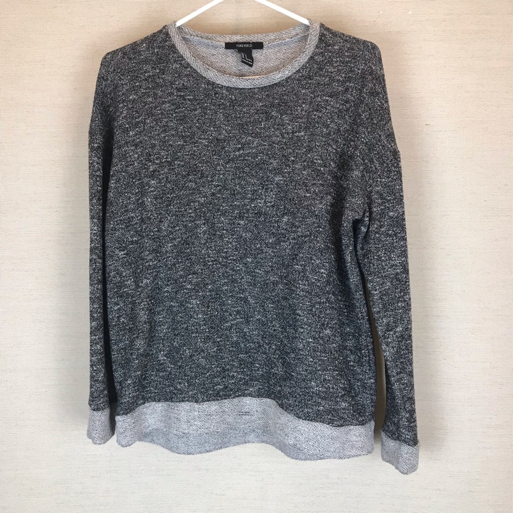 Super Cute Forever 21 Sweater❤️